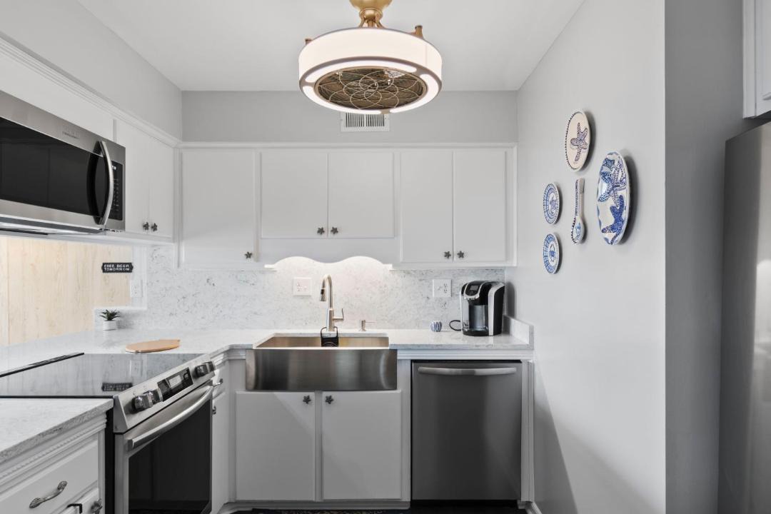Photo of Kitchen in Surfside Beach