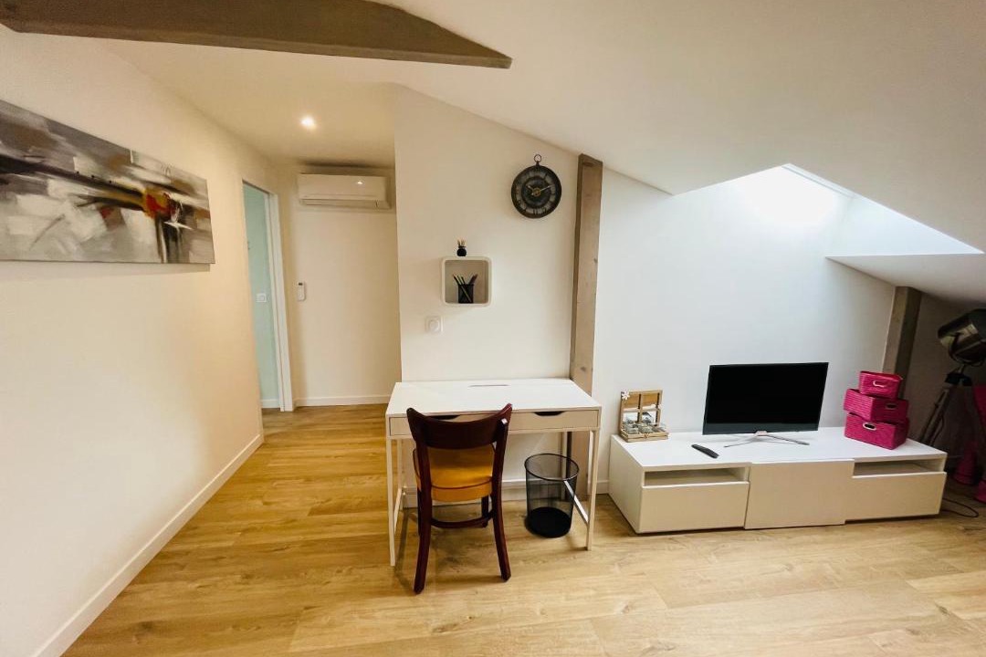 Photo of Others in Bazet