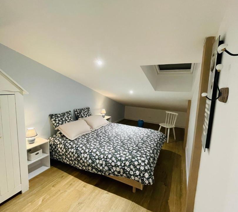 Photo of Others in Bazet