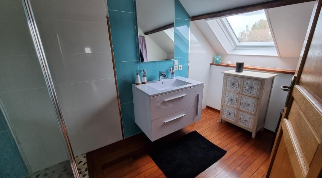 Photo of Others in Colomby