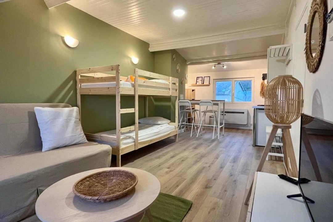 Photo of Others in Maisse