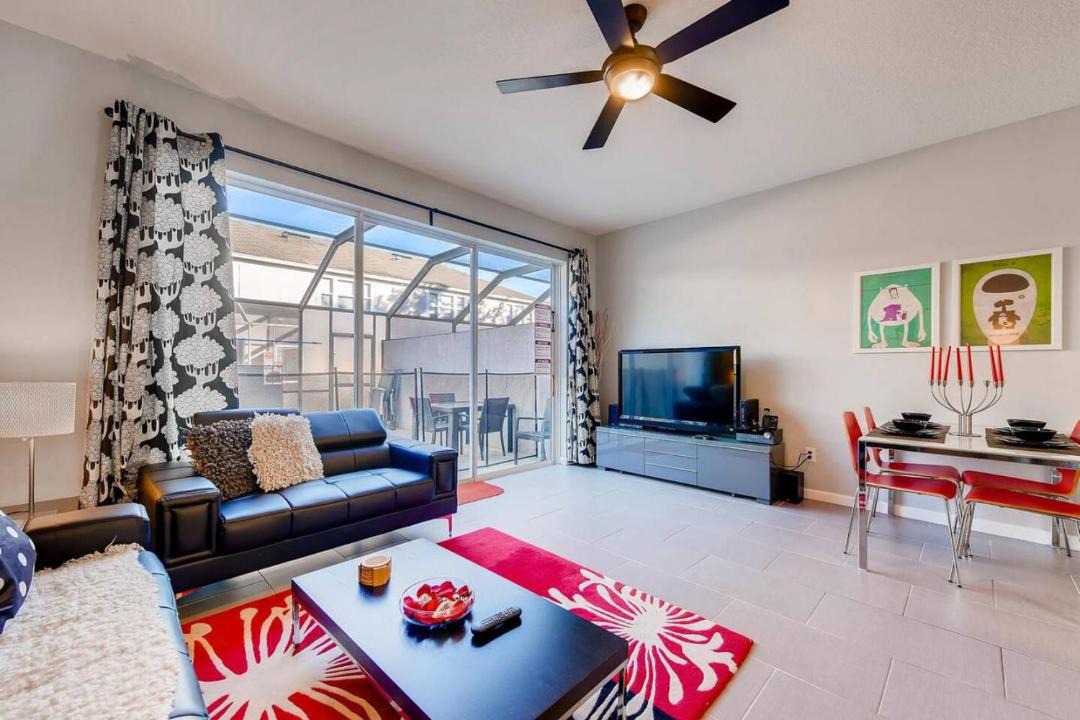 Photo of Livingroom in Windsor Palms