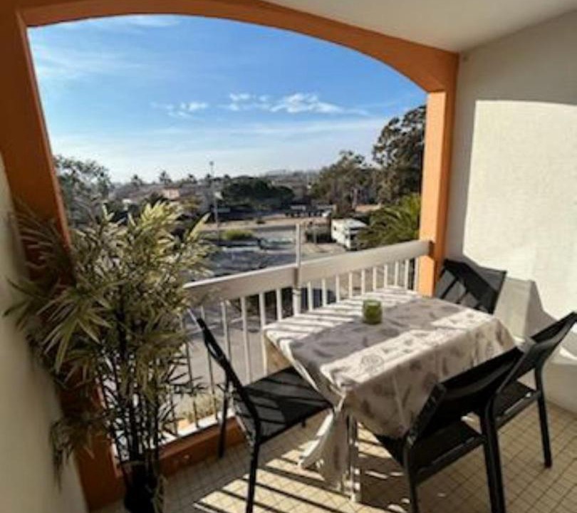Photo of Patio Balcony in Saint-Cyprien Plage