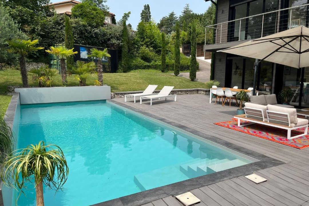 Photo of Others in Chaponost