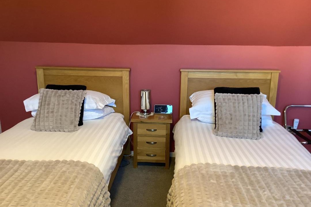 Photo of Others in Nostie