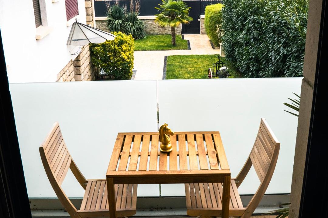 Photo of Others in Neuilly-sur-Marne