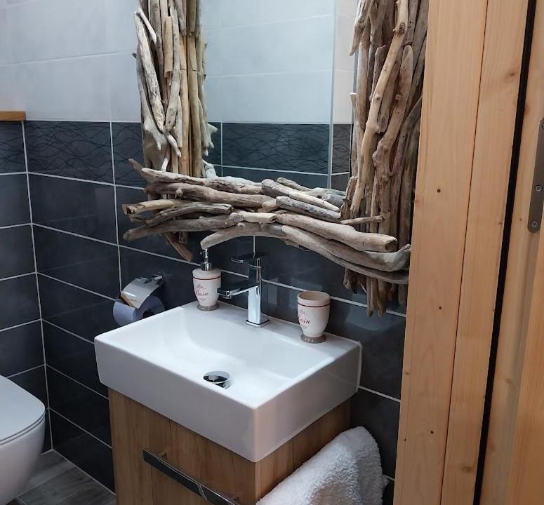 Photo of Others in Neuvecelle