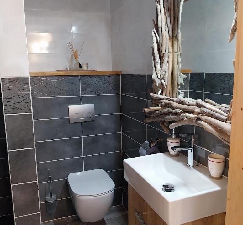 Photo of Others in Neuvecelle