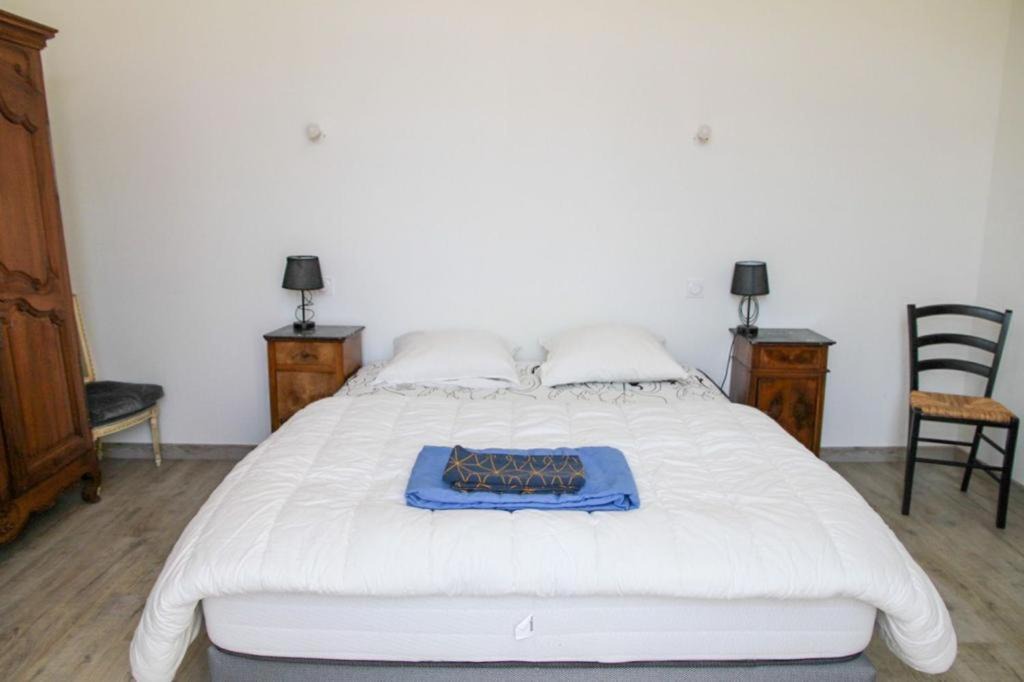 Photo of Others in Craon