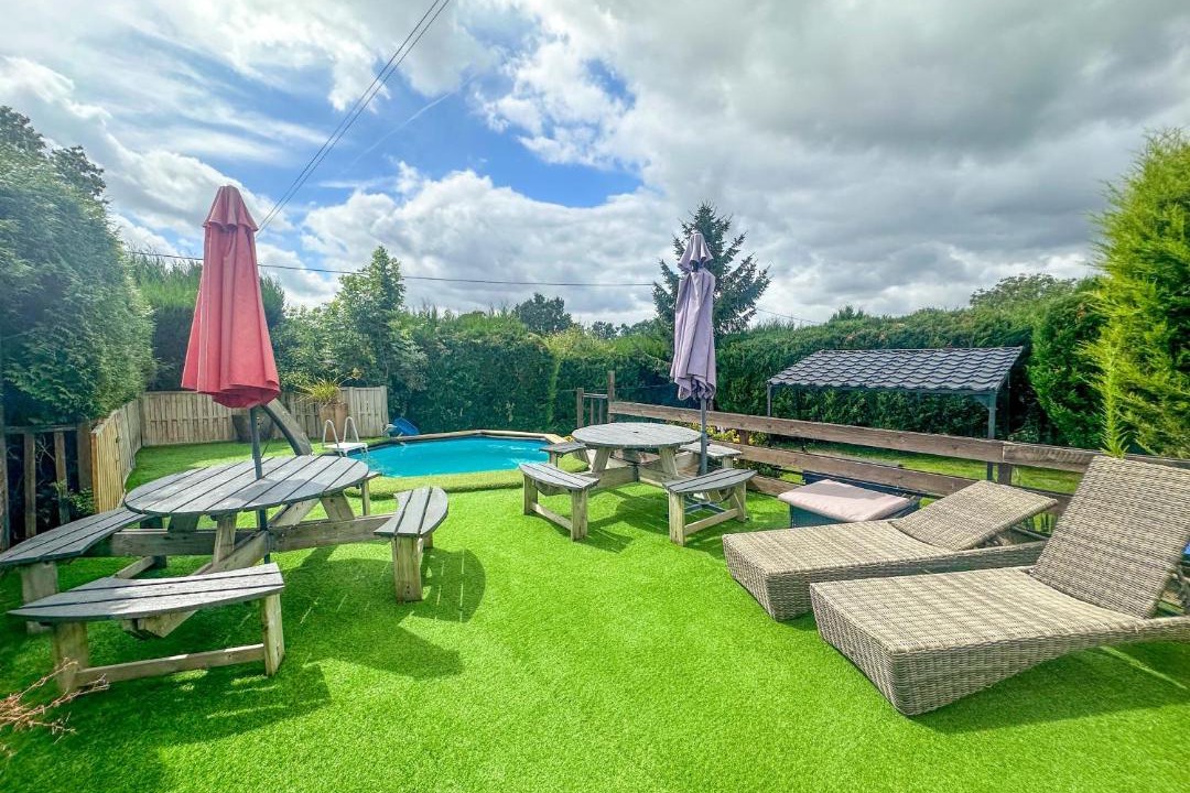 Photo of Others in Isigny-le-Buat