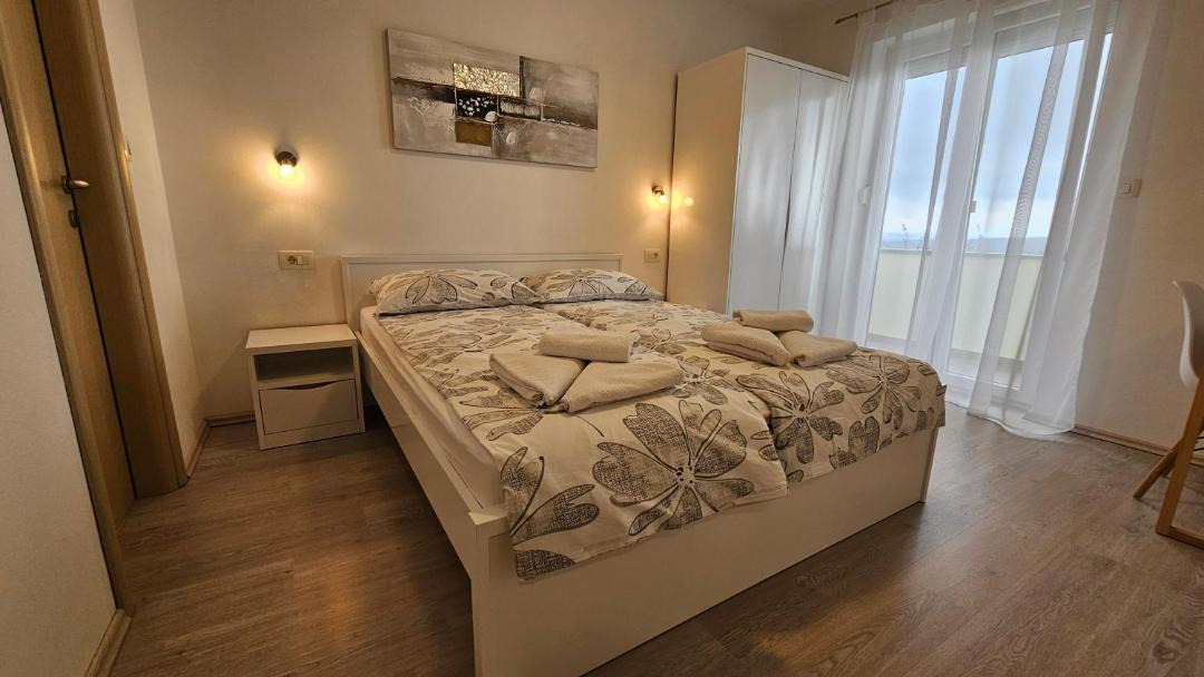 Photo of Bedroom in Salatic
