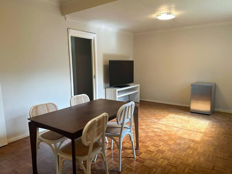 Photo of Others in Epping