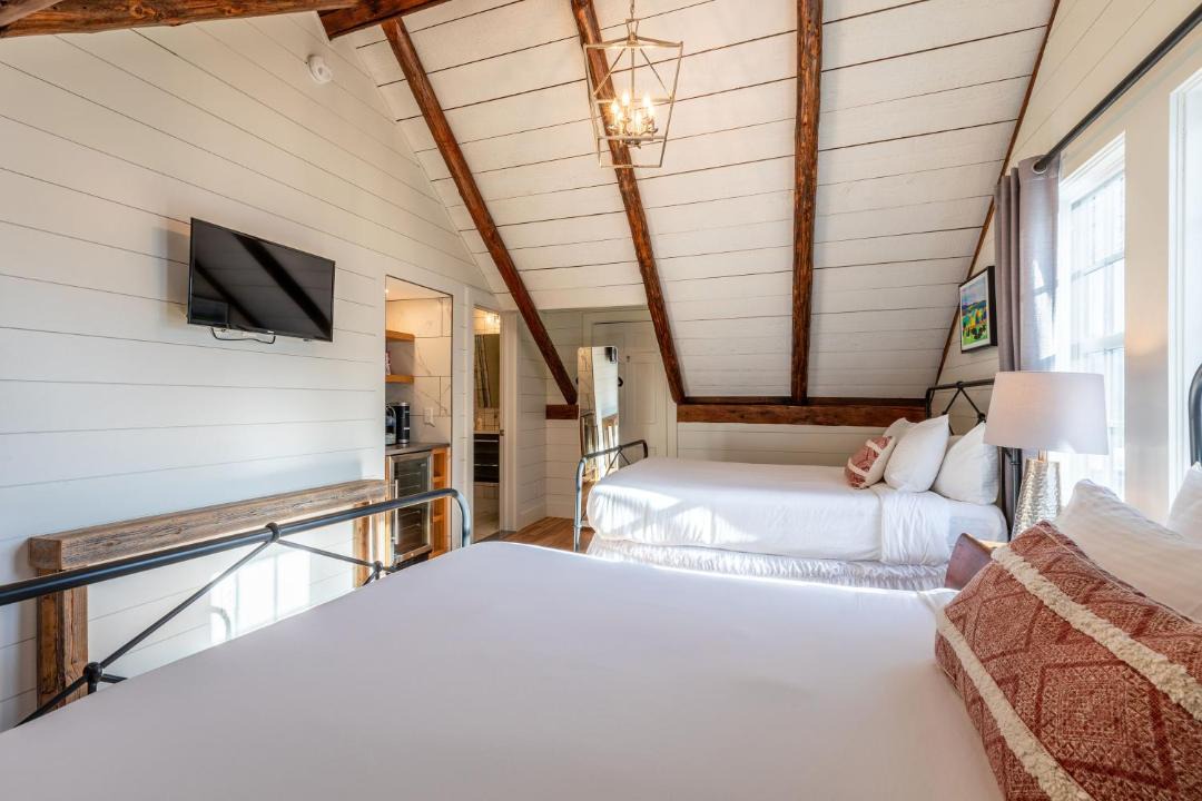 Photo of Others in Manchester Center