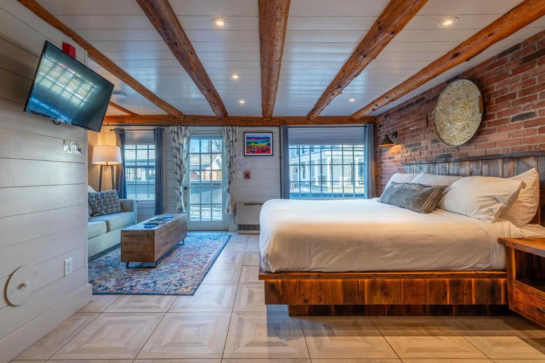 Photo of Others in Manchester Center