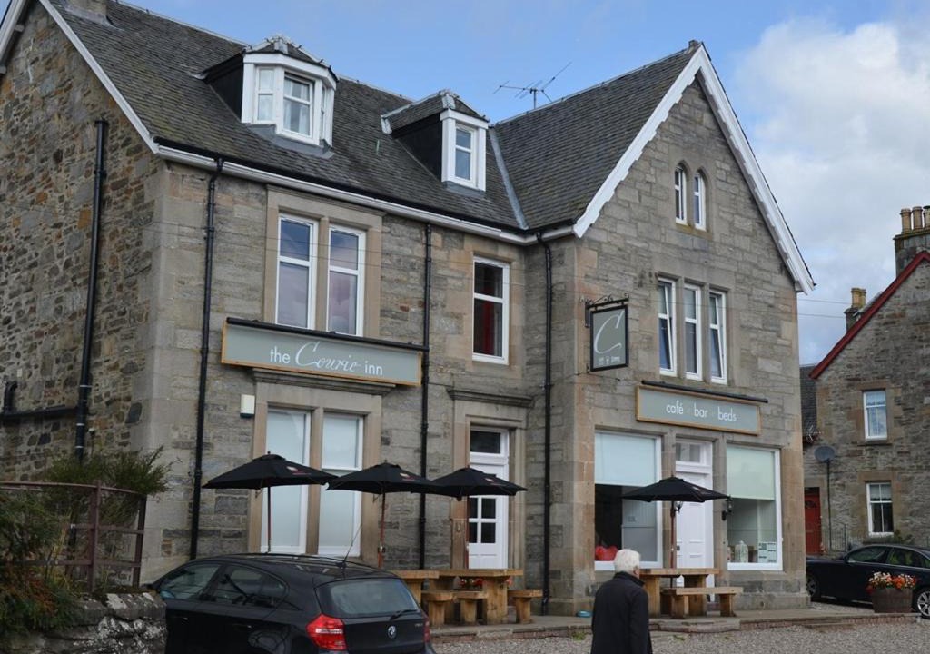 Photo of Others in Killin