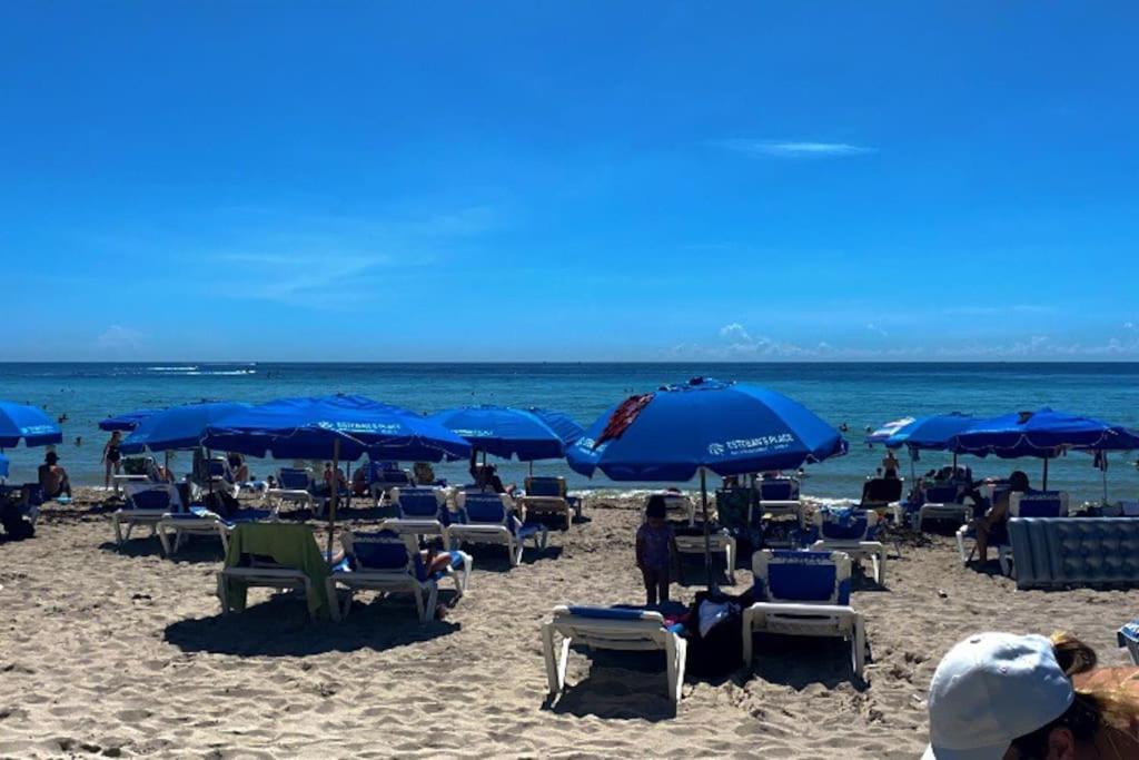 Photo of Others in Hallandale Beach