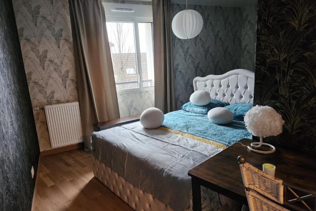 Photo of Others in Clamart