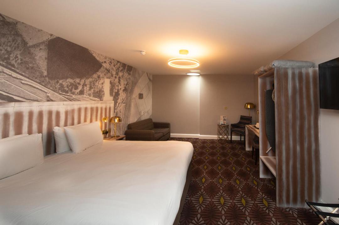 Photo of Others in Corby