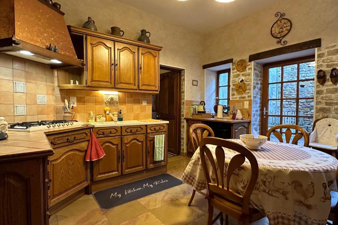 Photo of Others in Arnay-le-Duc