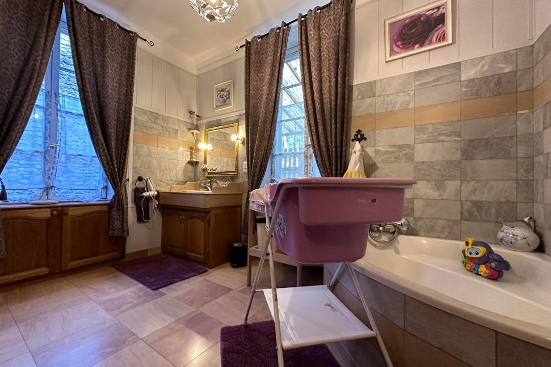 Photo of Others in Arnay-le-Duc