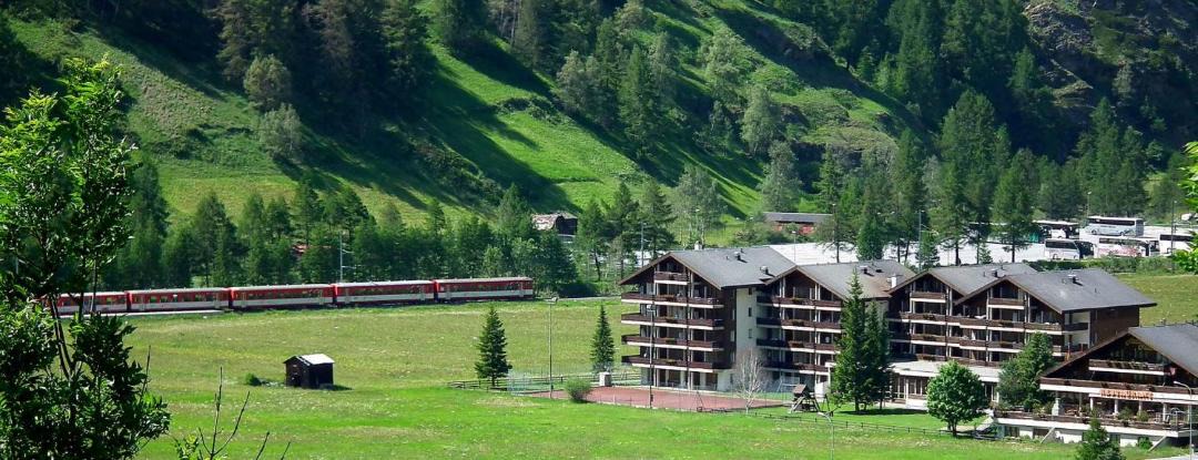 Photo of Others in Taesch