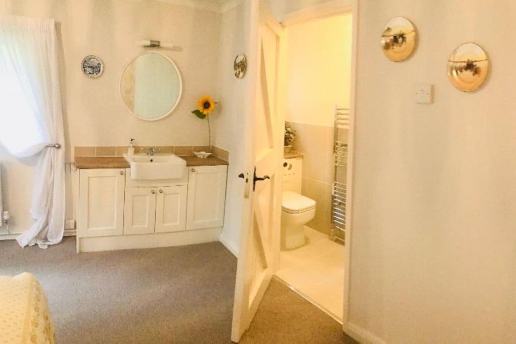 Photo of Others in Lawrenny