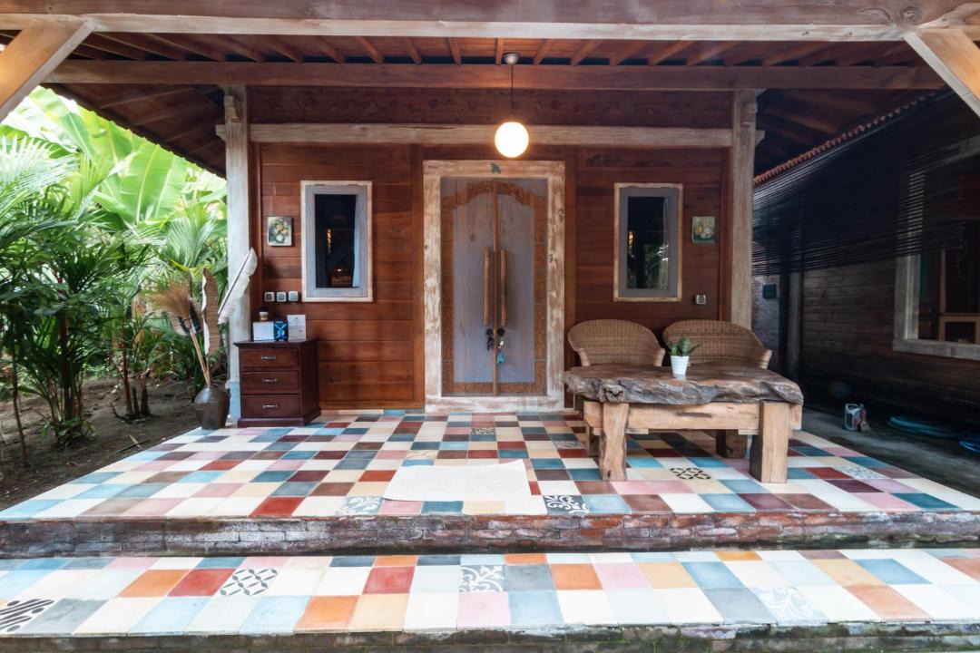 Photo of Others in Medewi