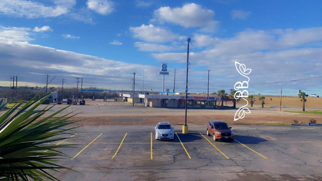 Photo of Others in Elmendorf