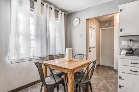 Photo of Others in Ellendale