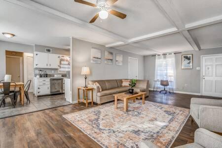 Photo of Others in Ellendale