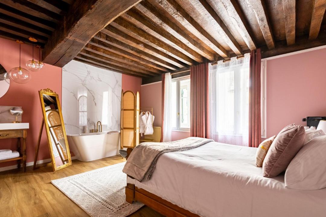 Photo of Others in Arnay-le-Duc