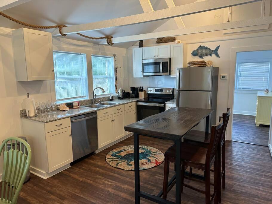 Photo of Kitchen in Bayshore