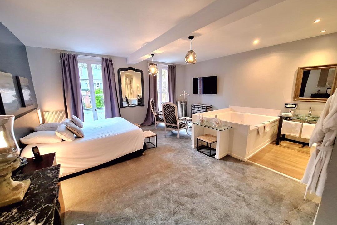 Photo of Others in Eu