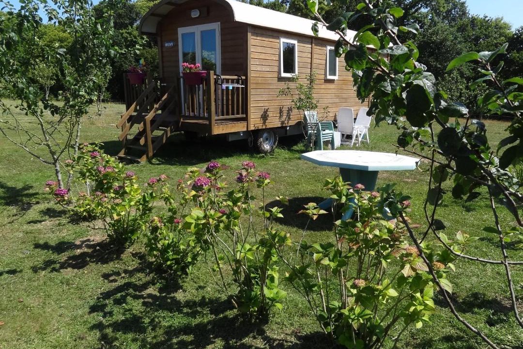 Photo of Buildings in Tremeoc