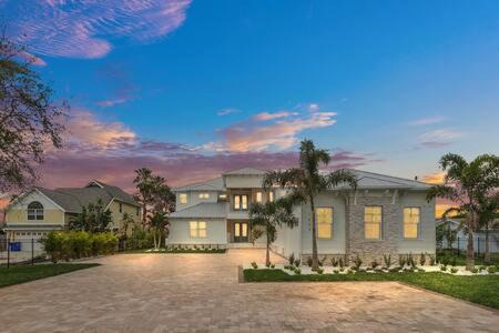 Photo of Others in Totem Park