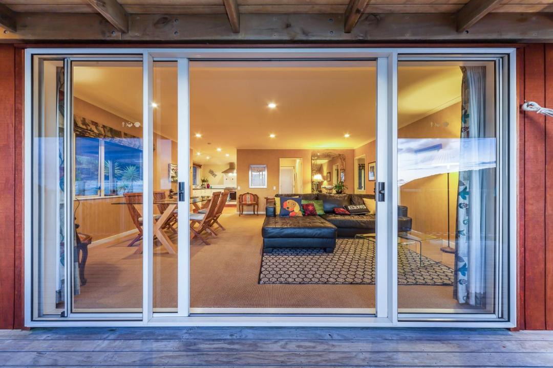 Photo of Others in New Lynn