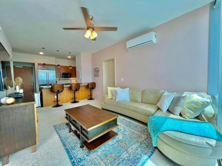 Photo of Others in Kaka'ako