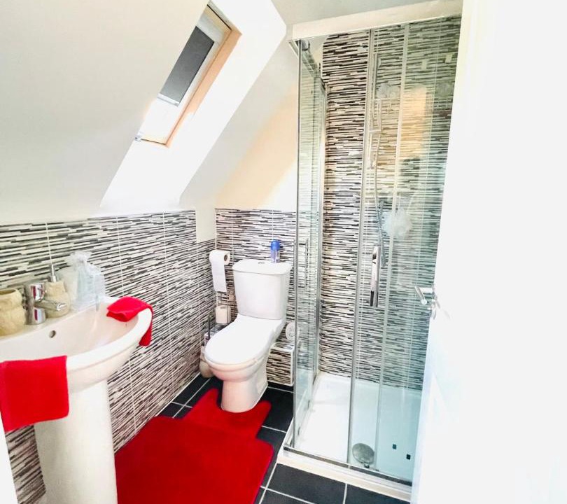 Photo of Others in Geddington