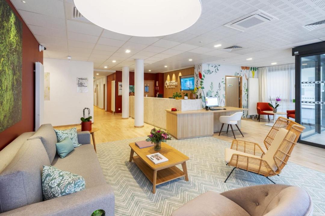 Photo of Others in Flore