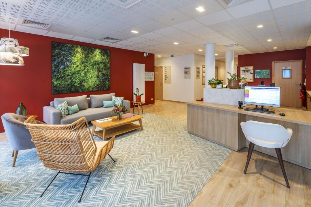 Photo of Others in Flore