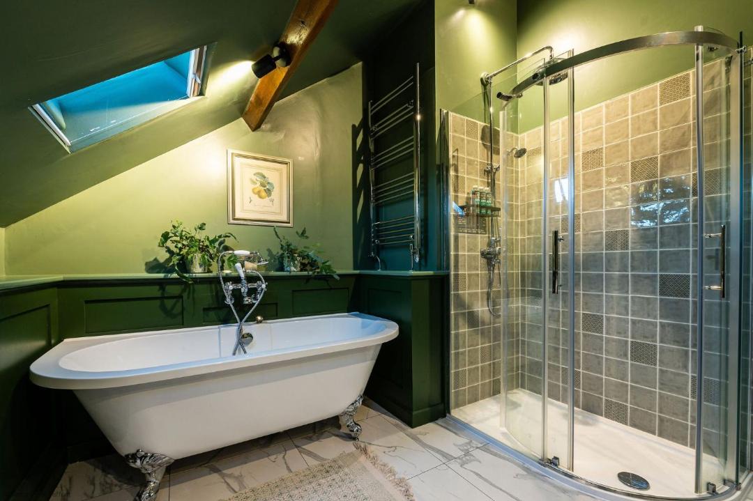 Photo of Bathroom in Ebbesborne Wake