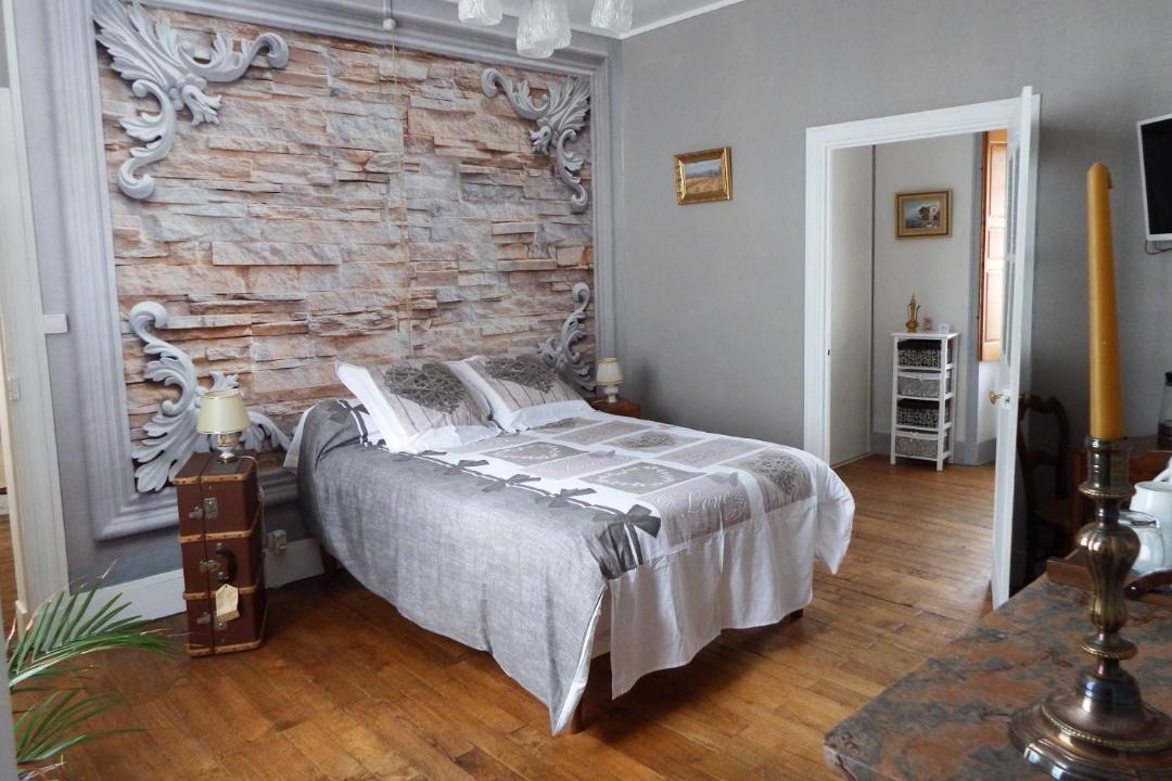 Photo of Others in Loudun