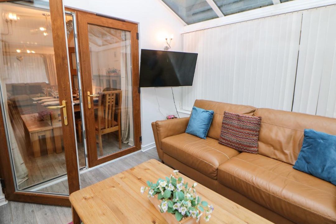 Photo of Others in Padfield