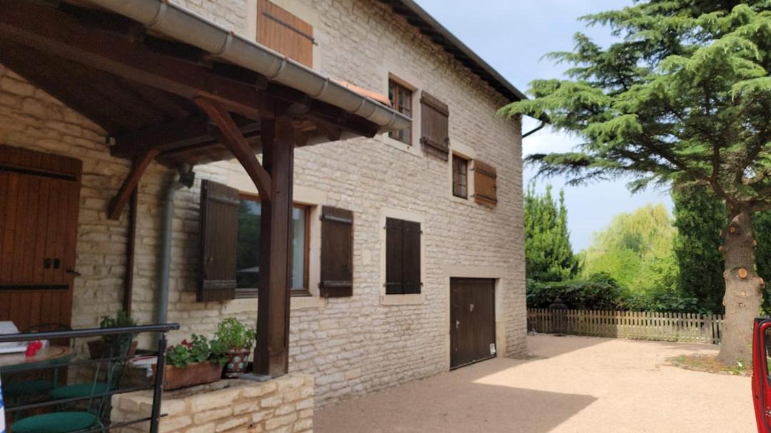 Photo of Others in Saint-Gengoux-de-Scisse