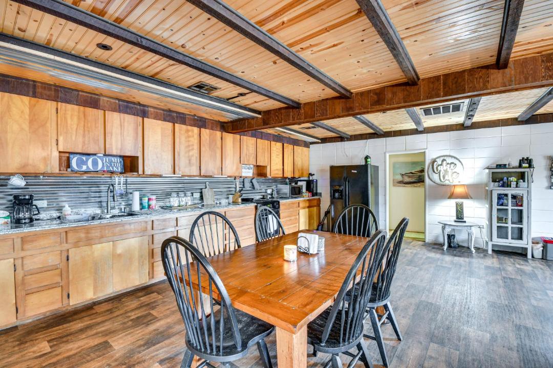 Photo of Others in Valley