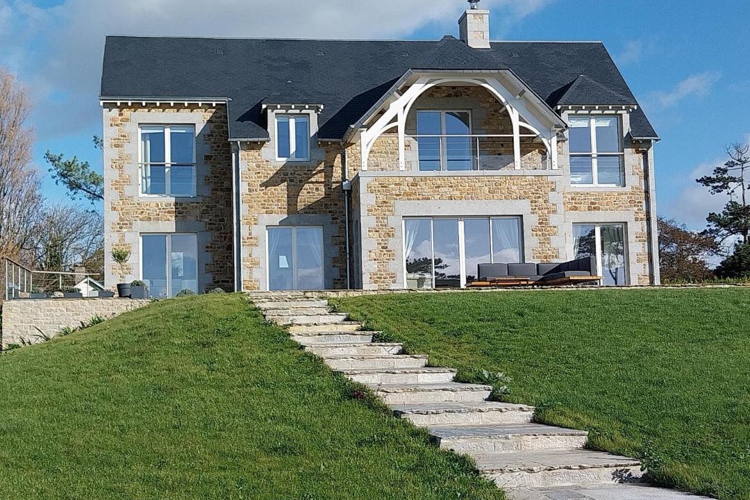 Photo of Others in Carolles