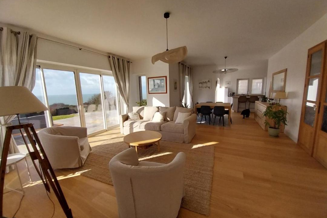 Photo of Others in Carolles