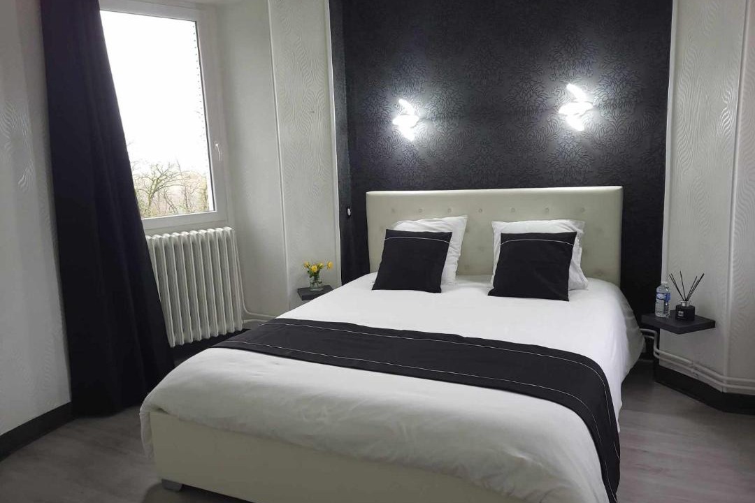 Photo of Bedroom in Cluis