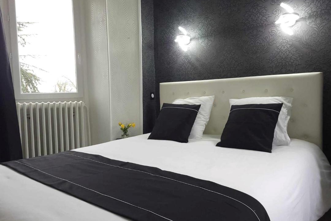 Photo of Bedroom in Cluis