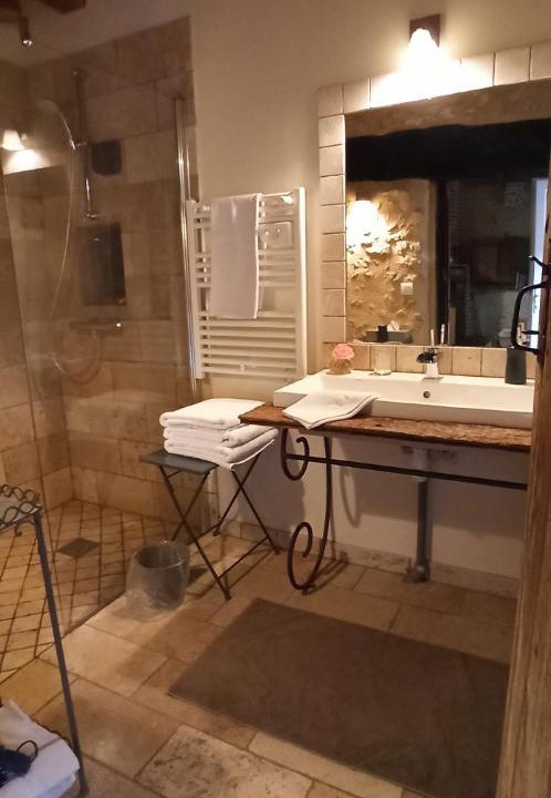 Photo of Others in Suevres